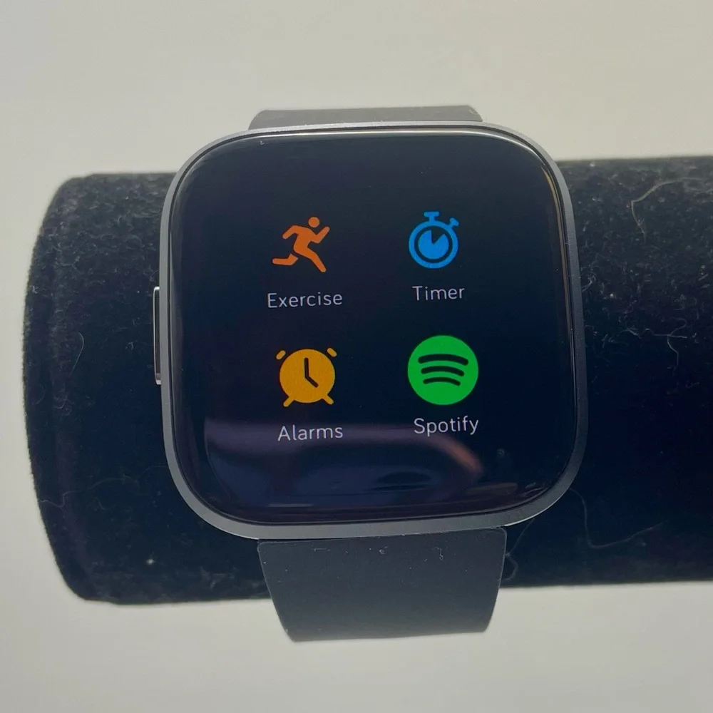 Fitbit Versa 2 Health and Fitness Smartwatch with Black Silicone Band. 8.5 inch